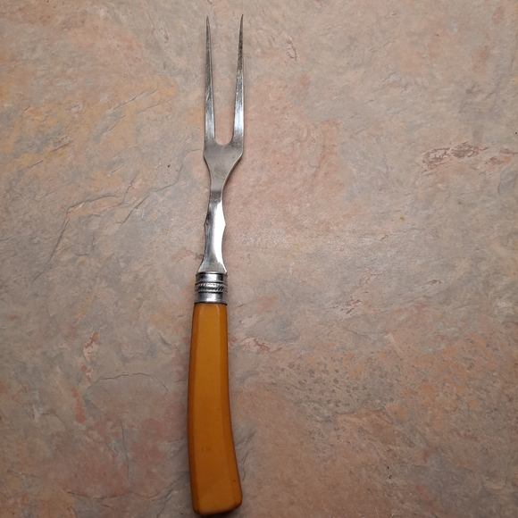 Carving Fork Butterscotch Bakelite Handle 10in c1950s Unsigned Vintage - Picture 9 of 9